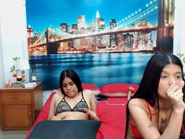 KendraAndMishel webcam
