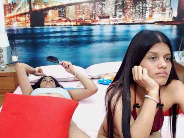 KendraAndMishel webcam