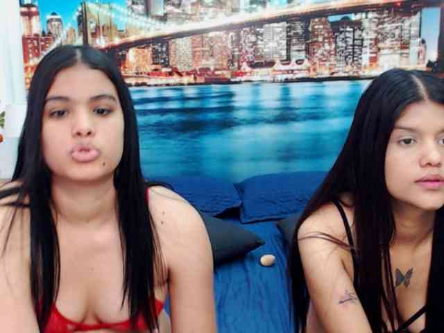 KendraAndMishel webcam