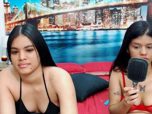 KendraAndMishel webcam