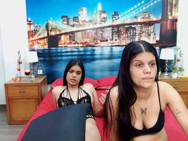 KendraAndMishel webcam