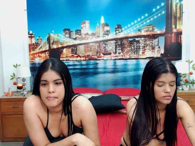 KendraAndMishel webcam