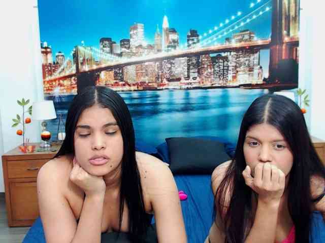 KendraAndMishel webcam