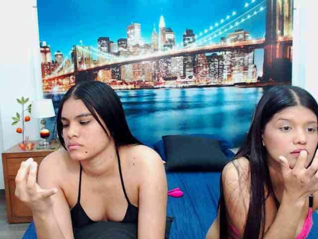 KendraAndMishel webcam