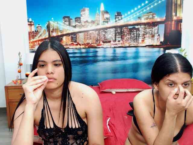 KendraAndMishel webcam