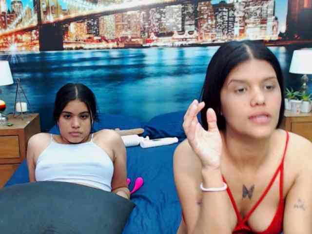 KendraAndMishel webcam