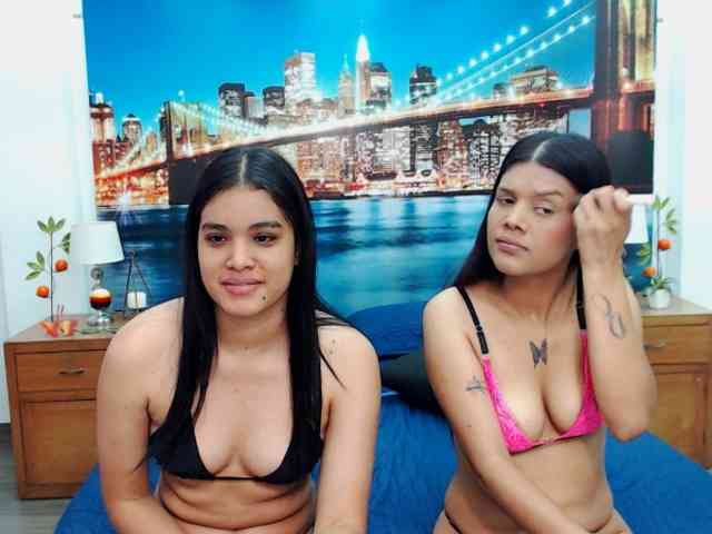 KendraAndMishel webcam