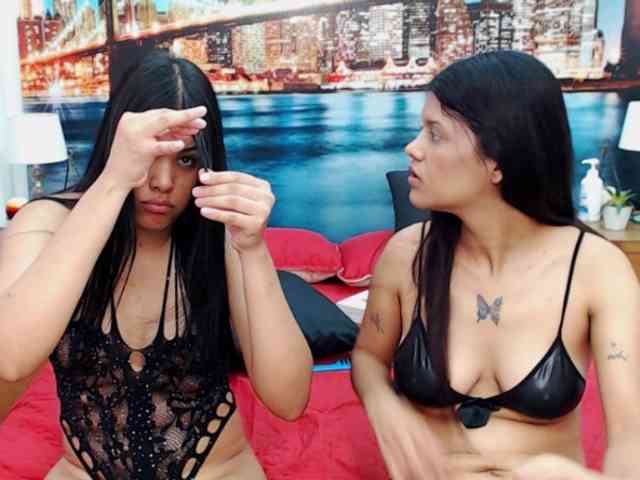 KendraAndMishel webcam