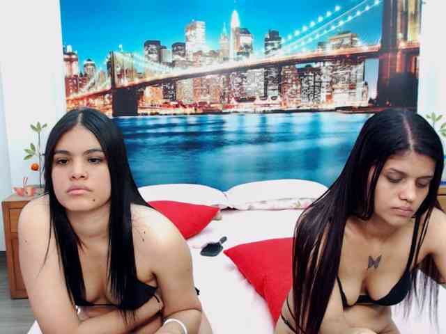 KendraAndMishel webcam