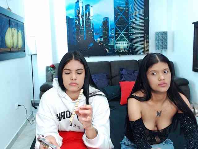 KendraAndMishel webcam