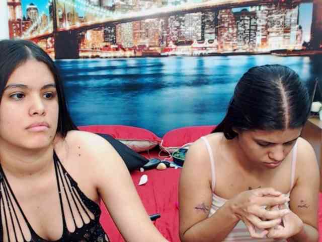 KendraAndMishel webcam
