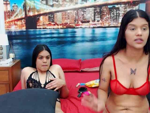 KendraAndMishel webcam