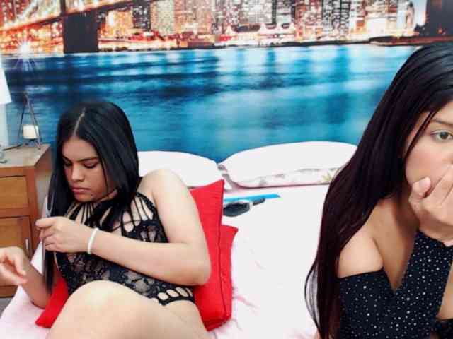 KendraAndMishel webcam