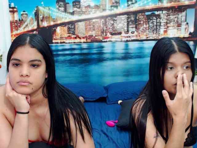 KendraAndMishel webcam