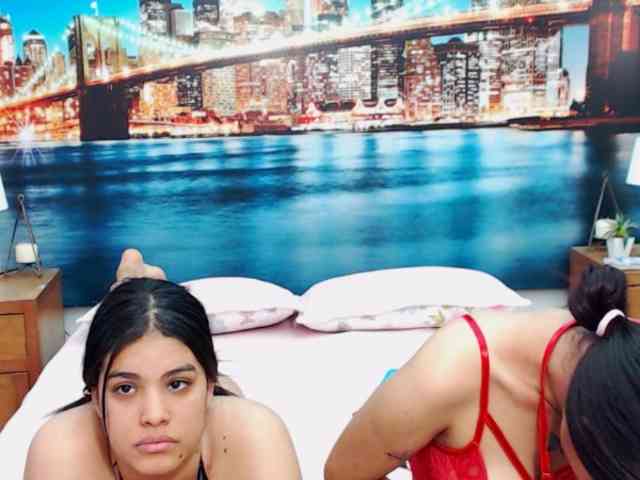 KendraAndMishel webcam