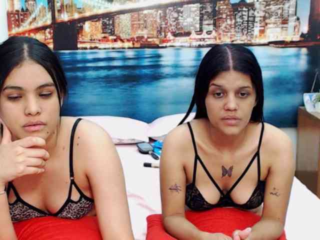KendraAndMishel webcam