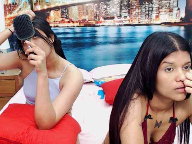 KendraAndMishel webcam