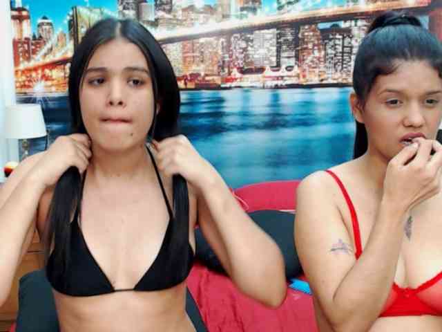 KendraAndMishel webcam