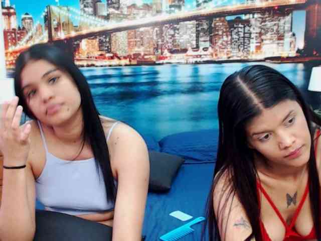 KendraAndMishel webcam