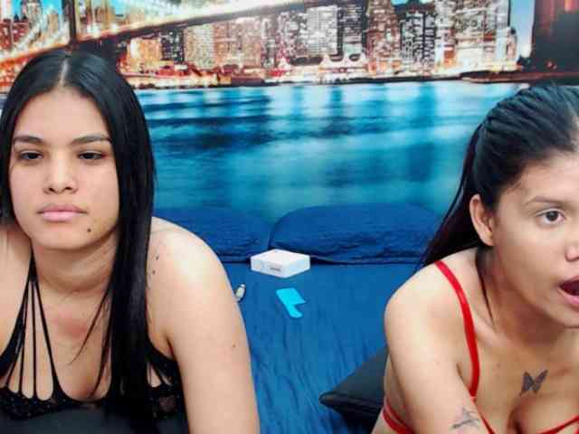 KendraAndMishel webcam