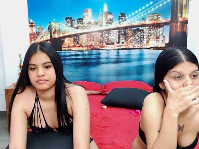 KendraAndMishel webcam