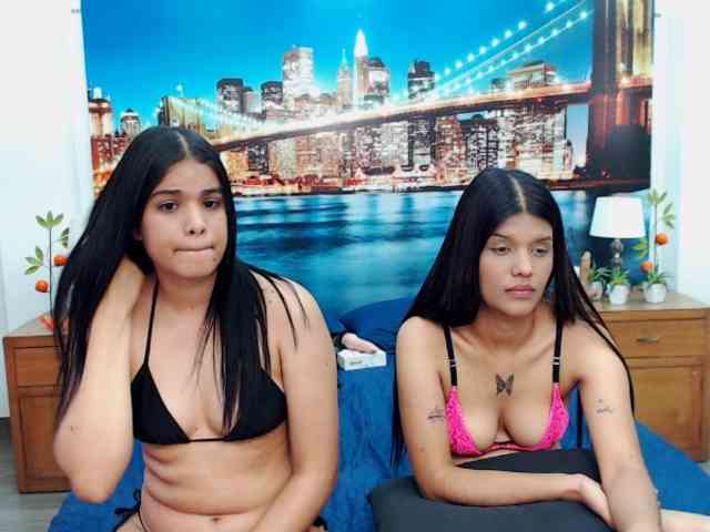 KendraAndMishel webcam
