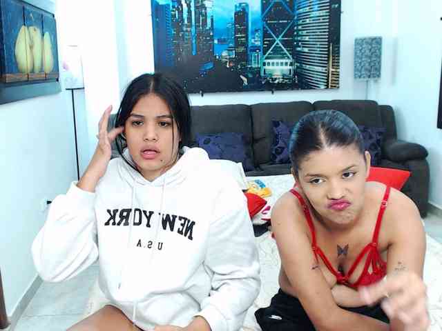 KendraAndMishel webcam