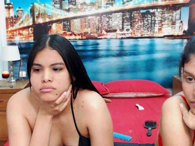 KendraAndMishel webcam