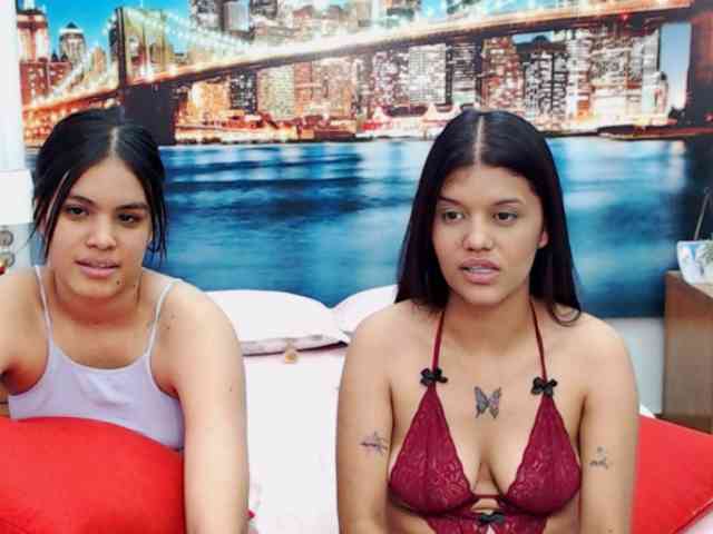 KendraAndMishel webcam