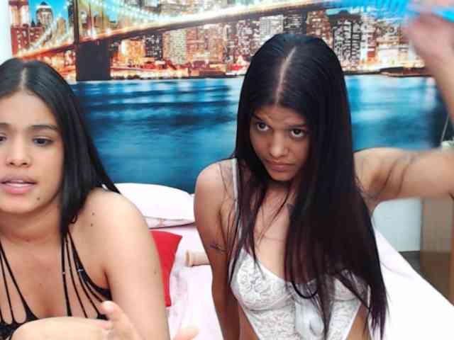 KendraAndMishel webcam