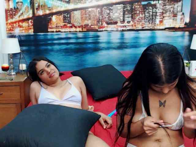 KendraAndMishel webcam