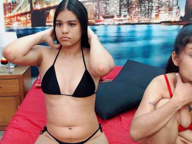 KendraAndMishel webcam