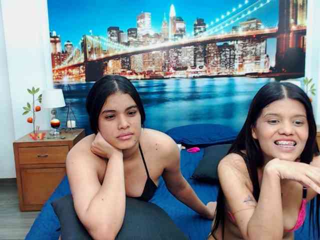 KendraAndMishel webcam