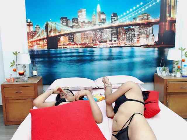 KendraAndMishel webcam