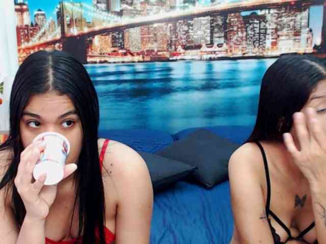 KendraAndMishel webcam