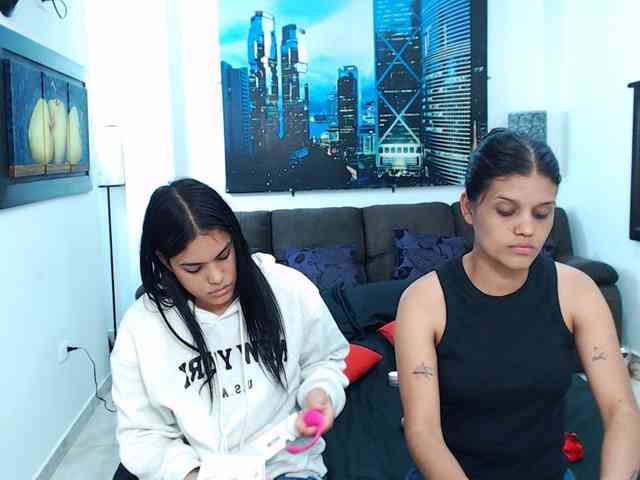 KendraAndMishel webcam