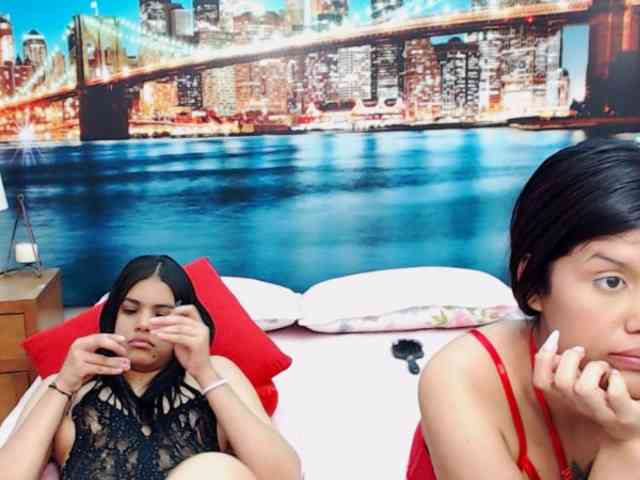 KendraAndMishel webcam