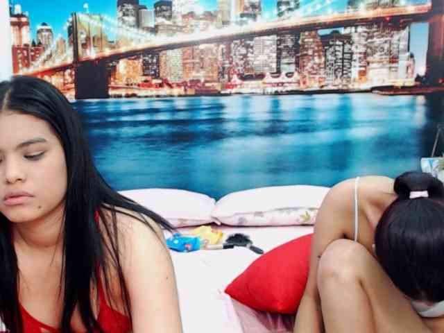 KendraAndMishel webcam