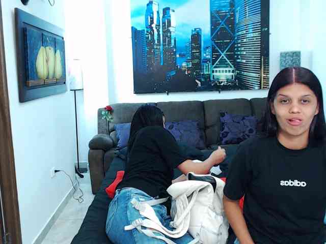 KendraAndMishel webcam