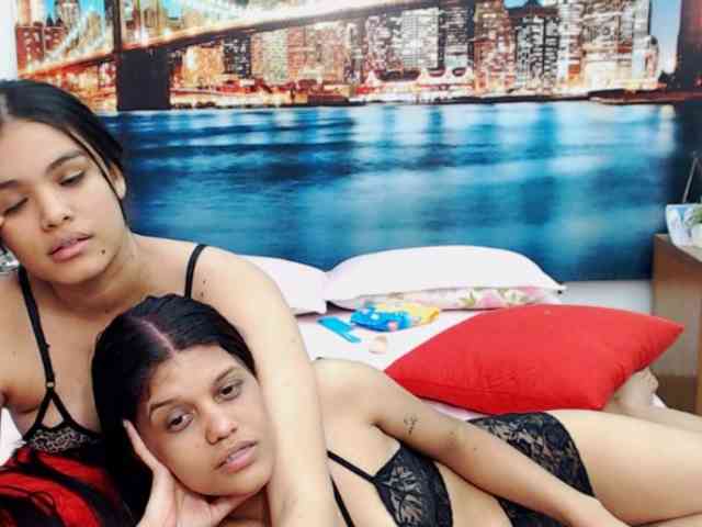 KendraAndMishel webcam