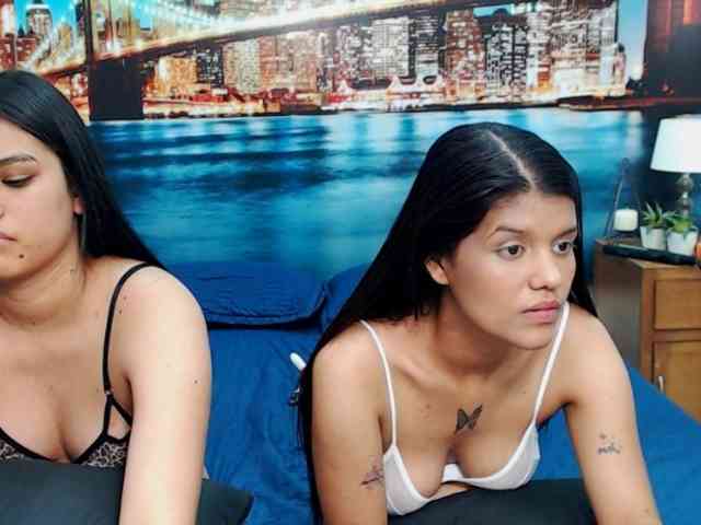 KendraAndMishel webcam
