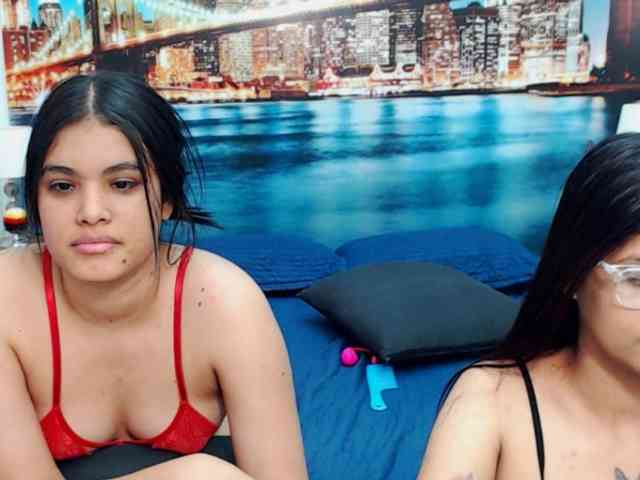 KendraAndMishel webcam