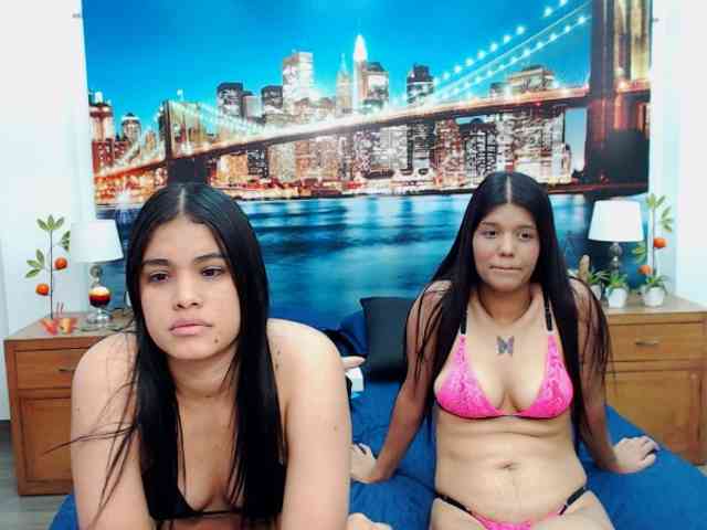 KendraAndMishel webcam