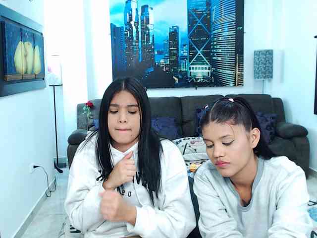 KendraAndMishel webcam