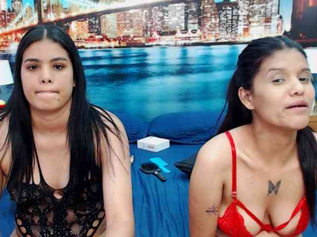KendraAndMishel webcam