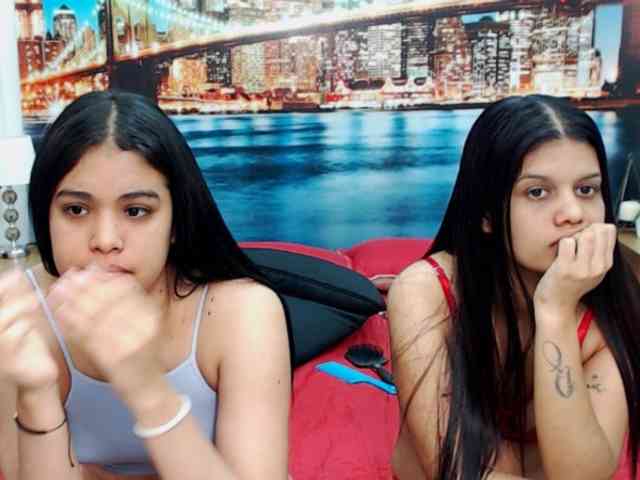 KendraAndMishel webcam