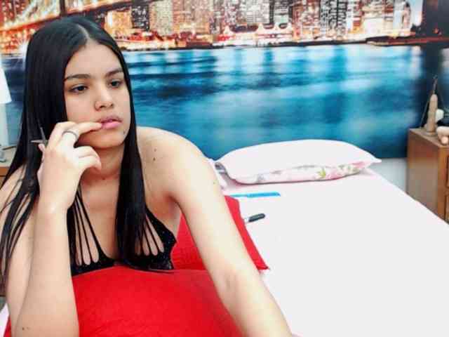 KendraAndMishel webcam
