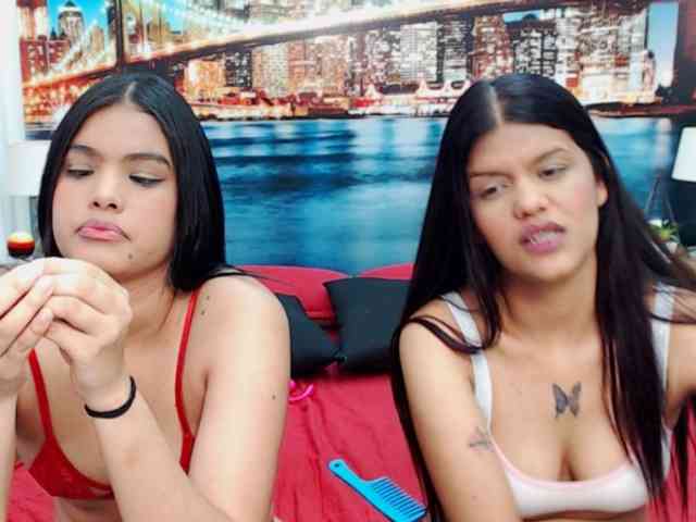 KendraAndMishel webcam