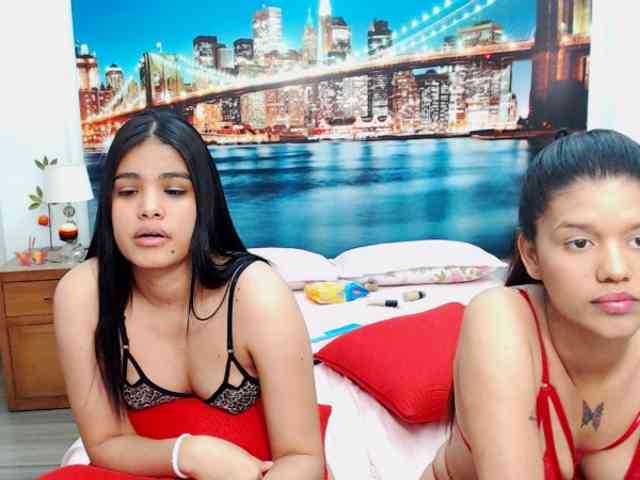 KendraAndMishel webcam