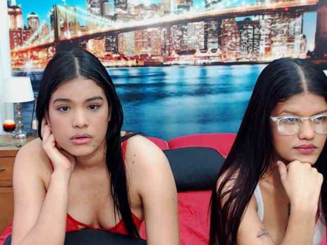 KendraAndMishel webcam